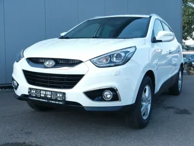 Gebraucht Hyundai ix35 Style 166 PS (122 kW) 2016 Weiß SUV