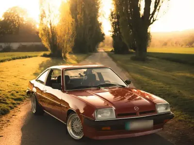 Gebraucht Opel Manta 75 PS (55 kW) 1980 Rot Coupé
