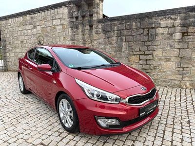 Usata Kia Ceed Platinum Edition 135 CV (99 kW) 2013 Rosso Utilitaria