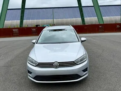 Gebraucht VW Golf Sportsvan Comfortline 116 PS (85 kW) 2017 Silber Van / Kleinbus