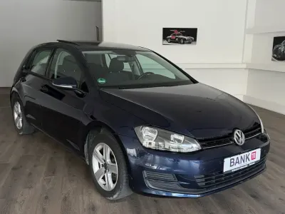 Gebraucht VW Golf VII Comfortline 110 PS (80 kW) 2014 Blau Limousine