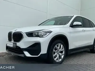 Gebraucht BMW X1 Advantage 140 PS (102 kW) 2022 Alpinweiß uni SUV
