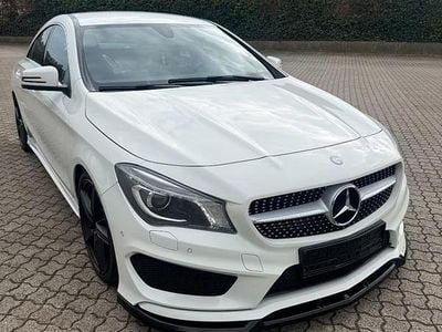 Gebraucht Mercedes CLA200 AMG line 156 PS (114 kW) 2015 Weiß Coupé