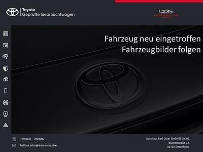 Gebraucht Toyota Yaris Hybrid Edition-S 101 PS (74 kW) 2017 Vulcanorot Kleinwagen