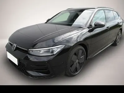 Neu VW Passat R-line 193 PS (141 kW) 2026 Schwarz Kombi
