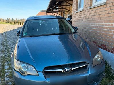 Begagnad Subaru Legacy 136 HK (100 kW) 2005 Blå Kombi