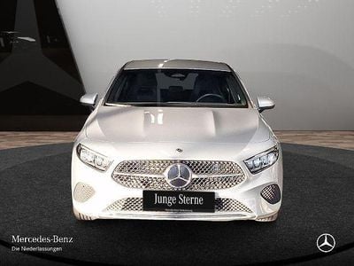 Usata Mercedes A200 Progressive 163 CV (119 kW) 2025 Argento Berlina