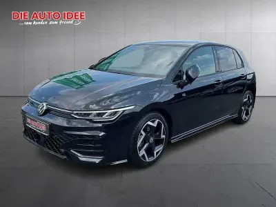 Gebraucht VW Golf VIII R-line 150 PS (110 kW) 2025 Schwarz Limousine
