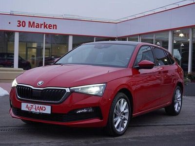 Rot Gebraucht 2023 Skoda Scala Kleinwagen | 22.490 € (Guter Preis)