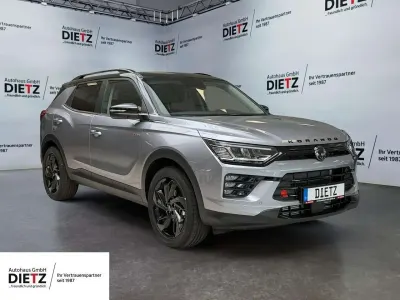 Neu KGM Korando 163 PS (119 kW) 2026 Grau SUV