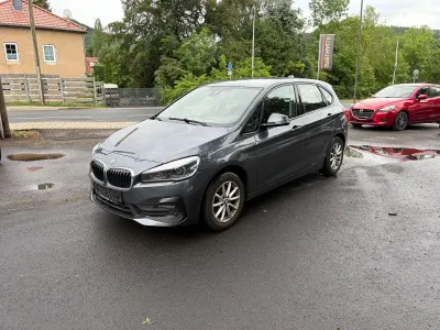 Gebraucht BMW 218 Active Tourer Advantage 150 PS (110 kW) 2019 Grau Van / Kleinbus