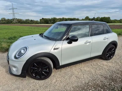 Gebraucht Mini Cooper 136 PS (100 kW) 2019 Silber Kleinwagen