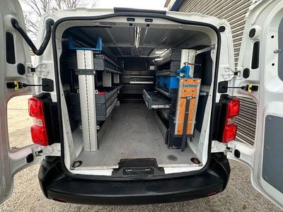 Weiß Gebraucht 2020 Opel Vivaro Edition Van / Kleinbus | 14.700 € (Guter Preis)