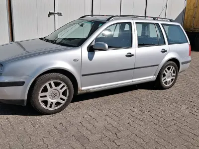 Gebraucht VW Golf IV 100 PS (73 kW) 2003 Silber Kombi