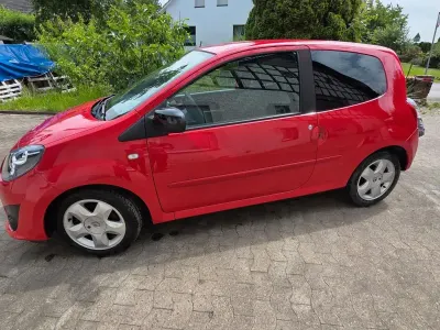 Gebraucht Renault Twingo Rip Curl 75 PS (55 kW) 2010 Rot Kleinwagen