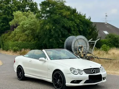 Gebraucht Mercedes CLK320 AMG 224 PS (164 kW) 2009 Weiß Cabrio