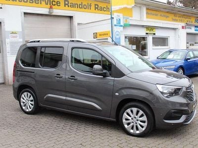 Begagnad Opel Combo 131 HK (96 kW) 2021 Grå Minibuss