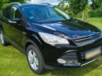 Gebraucht Ford Kuga Trend 150 PS (110 kW) 2015 Schwarz SUV