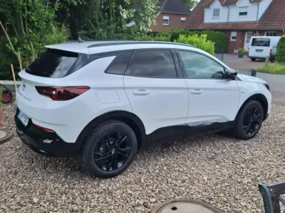 Gebraucht Opel Grandland X 131 PS (96 kW) 2024 Weiß SUV
