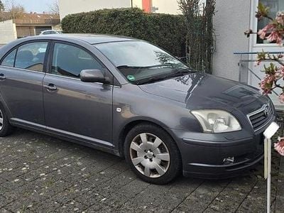 Gebraucht Toyota Avensis 129 PS (94 kW) 2005 Grau Limousine