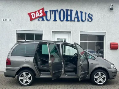 Gebraucht VW Sharan United 140 PS (102 kW) 2009 Grau Van / Kleinbus
