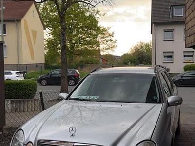 Mercedes E220