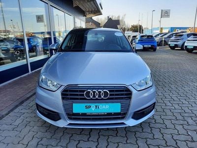Gebraucht Audi A1 Sportback Sport 95 PS (69 kW) 2018 Florettsilber metallic Kleinwagen