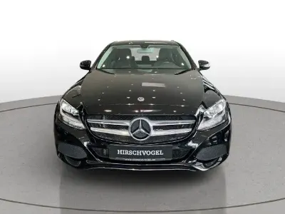 Gebraucht Mercedes C180 Avantgarde 156 PS (114 kW) 2018 Obsidianschwarz (metallic) Limousine
