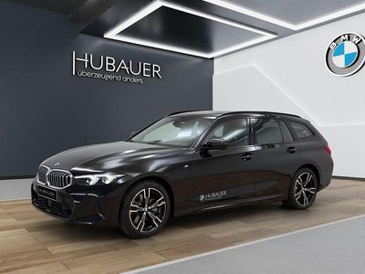 Saphirschwarz Gebraucht 2025 BMW 330e M Sport Kombi | 51.890 € (Guter Preis)
