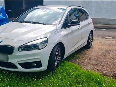 Gebraucht BMW 218 150 PS (110 kW) 2015 Weiß Kombi