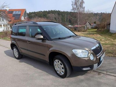 Gebraucht Skoda Yeti Family 105 PS (77 kW) 2012 SUV