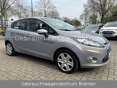 Usata Ford Fiesta Champions Edition 82 CV (60 kW) 2012 Grigio Utilitaria