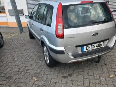 Gebraucht Ford Fusion 90 PS (66 kW) 2007 Silber Kleinwagen