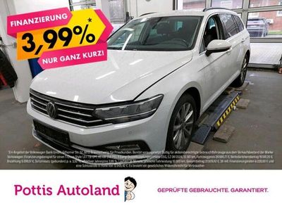 Weiss Gebraucht 2023 VW Passat Business Kombi | 23.221 € (Fairer Preis)