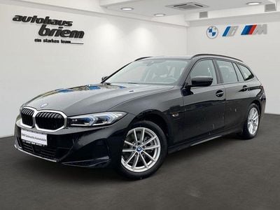 Gebraucht BMW 330e Sport Line 292 PS (214 kW) 2022 Schwarz Kombi