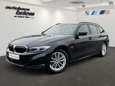 Schwarz Gebraucht 2022 BMW 330e Sport Line Kombi | 32.900 € (Fairer Preis)