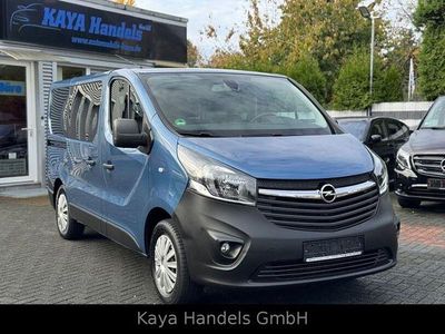 Blau Gebraucht 2017 Opel Vivaro Van / Kleinbus | 17.990 € (Fairer Preis)