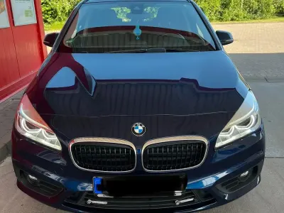 Gebraucht BMW 218 150 PS (110 kW) 2015 Blau Limousine