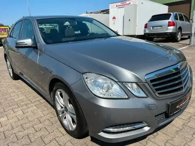 Occasion Mercedes E200 Avantgarde 136 ch (100 kW) 2012 Gris Berline