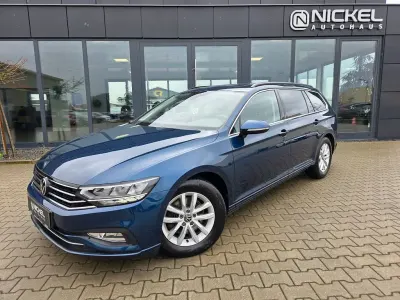 Gebraucht VW Passat Business 150 PS (110 kW) 2021 Blau Limousine