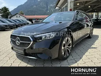 Gebraucht Mercedes 220 197 PS (144 kW) 2025 Metalliclack obsidianschwarz Limousine