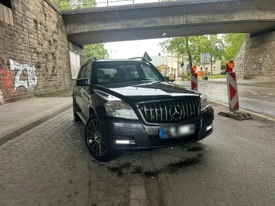 Gebraucht Mercedes GLK350 224 PS (164 kW) 2010 Andere farben SUV