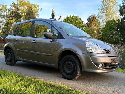 Second-hand Renault Grand Modus Dynamique 75 CP (55 kW) 2009 Gri Monovolum