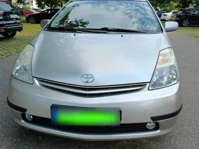 Gebraucht Toyota Prius 77 PS (56 kW) 2004 Silber Kleinwagen