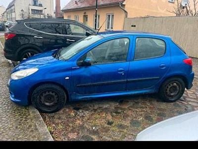 Gebraucht Peugeot 206 68 PS (50 kW) 2011 Blau Limousine