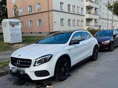 Gebraucht Mercedes GLA200 AMG 156 PS (114 kW) 2018 Weiß SUV