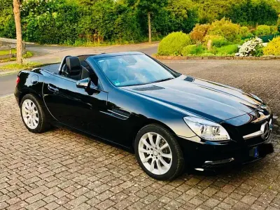 Gebraucht Mercedes SLK200 184 PS (135 kW) 2013 Schwarz Cabrio