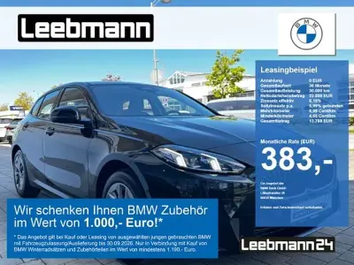 Gebraucht BMW 120 163 PS (119 kW) 2025 Saphirschwarz (metallic) Kleinwagen