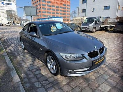 Gebraucht BMW 320 170 PS (125 kW) 2011 Spacegrau metallic Coupé