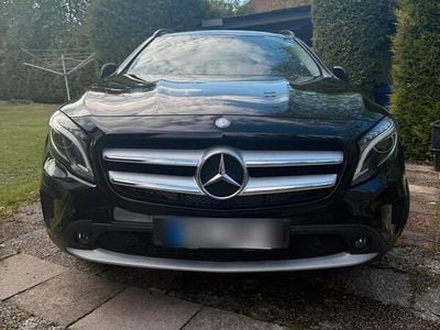 Mercedes GLA200